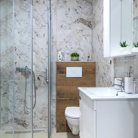 Lana Lux 18 Apartament