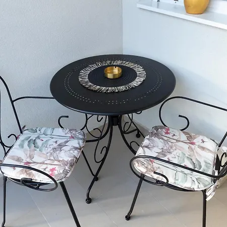 Apartament Lana Lux 18 *